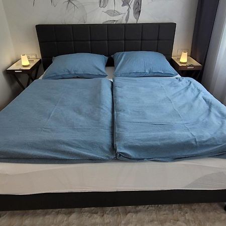 Altbauwohnung Mit Charme - Selbst Check In - Queensize Bett Wien Exterior foto