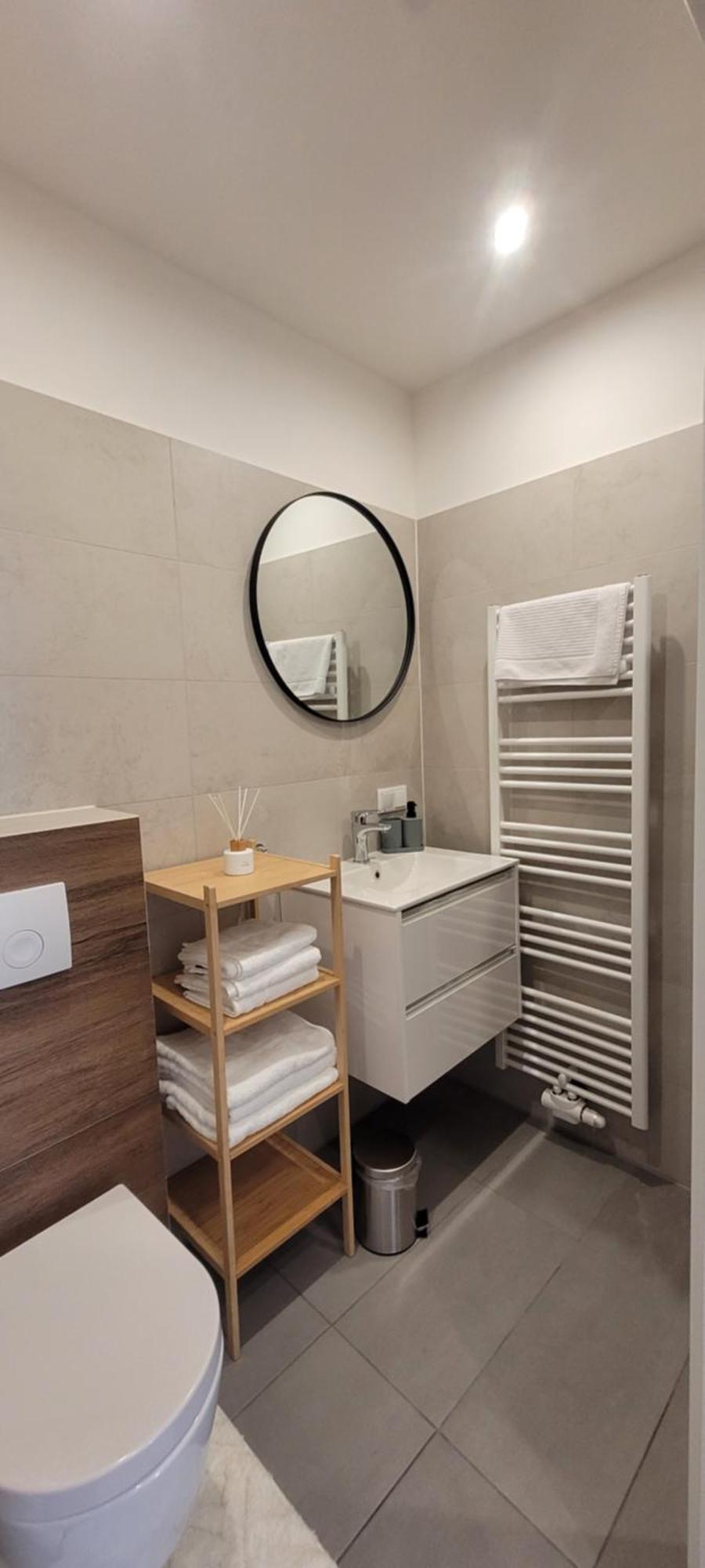Altbauwohnung Mit Charme - Selbst Check In - Queensize Bett Wien Exterior foto
